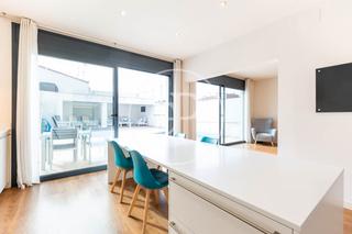 Casa  Carrer de garcilaso. Casa en venta en el centro de sabadell