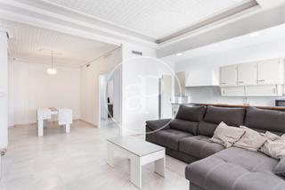 Lloguer Pis  C/ de sant vicent màrtir. Piso de 3 dormitorios en alquiler en san francesc