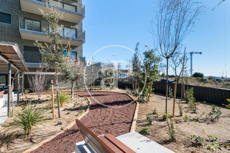 Foto 5c23cb13-cf1b-4d85-9229-51df0403fb99. Affitto appartamento con riscaldamento parcheggio piscina in Esplugues de Llobregat