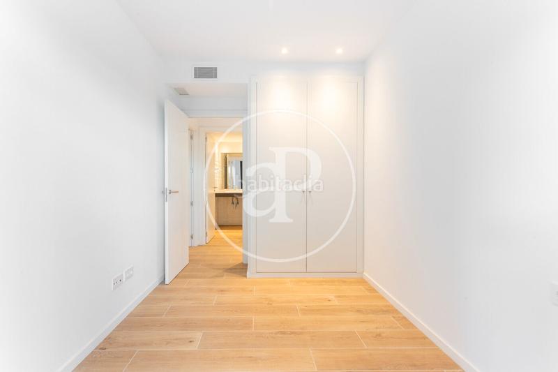 Foto a30225ef-e756-4a74-8c68-fb5605f25d11. Affitto appartamento con riscaldamento parcheggio piscina in Esplugues de Llobregat