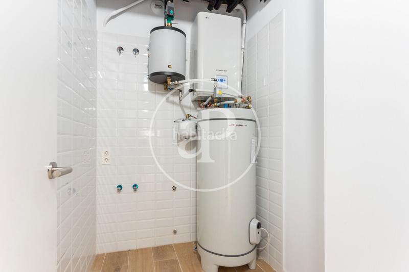 Foto 1bb004f9-bd8b-4bad-93fb-ee38621c01d3. Location appartement avec chauffage parking piscine dans Esplugues de Llobregat