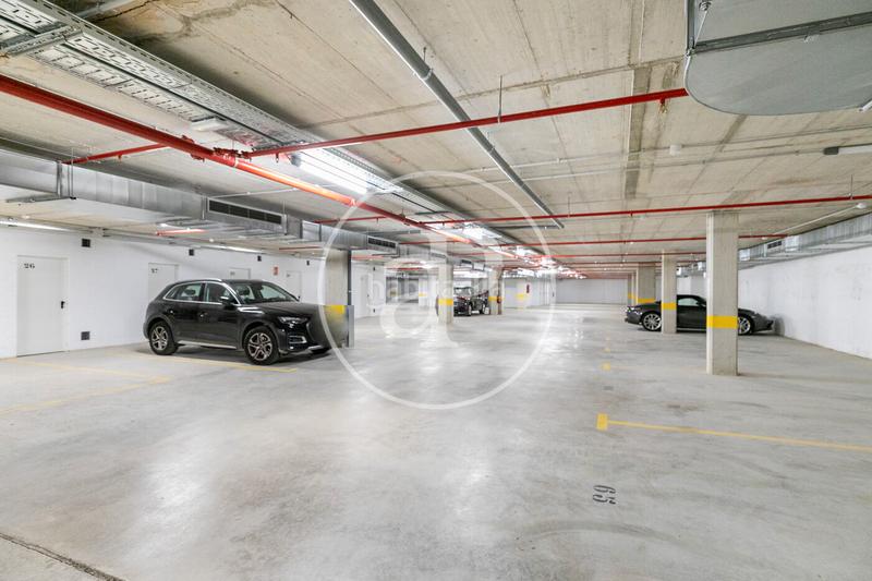 Foto 3007d92c-f8a9-47d1-92ac-501e0e3a6e42. Location appartement avec chauffage parking piscine dans Esplugues de Llobregat