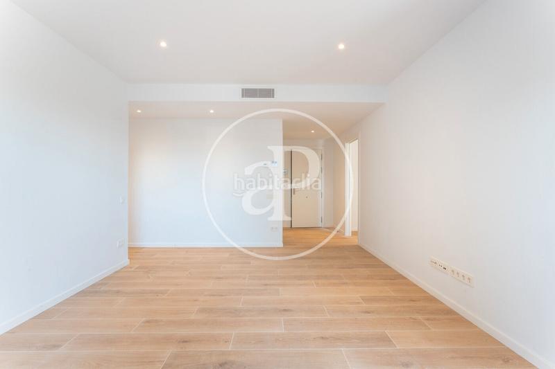 Foto 9fe0194d-212d-4da1-addf-c7a7c3b90c67. Location appartement avec chauffage parking piscine dans Esplugues de Llobregat