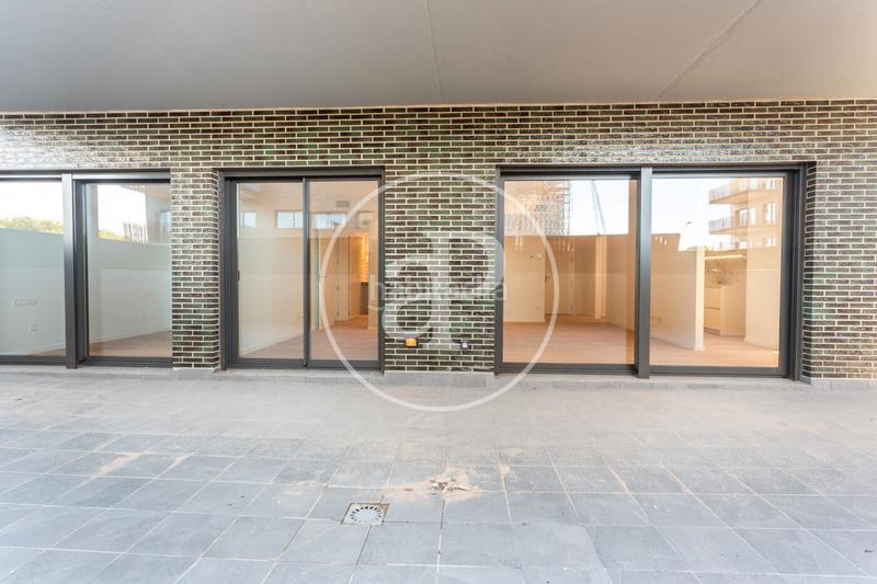 Foto f14dafbd-1786-4200-b5c6-621867986c9a. Location appartement avec chauffage parking piscine dans Esplugues de Llobregat