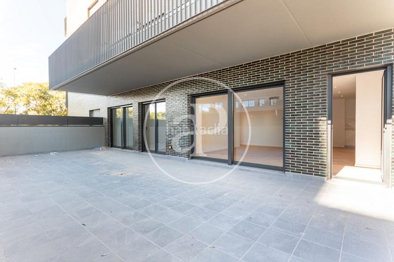 Foto 4cdfe2cd-a8ee-4684-bc4a-107bc005d5d6. Miete etagenwohnung mit heizung parking pool in Finestrelles Esplugues de Llobregat