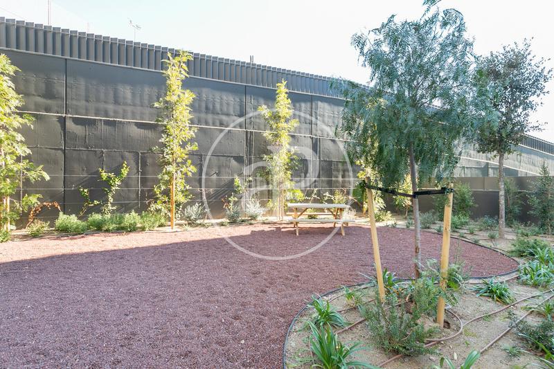 Foto e25fb939-79a0-46b1-9b32-30ab99c736a4. Miete etagenwohnung mit heizung parking pool in Finestrelles Esplugues de Llobregat