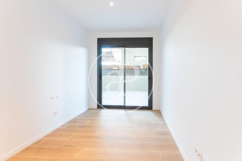 Foto 15e3744a-c5bd-4a81-8047-5adf51de01ce. Rent flat with heating parking pool in Finestrelles Esplugues de Llobregat