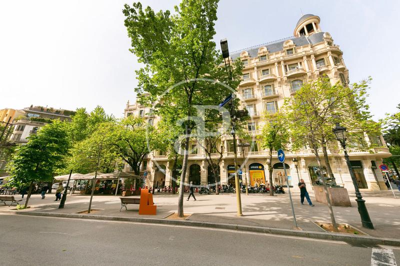 Foto 19db7e6a-e2a7-416a-bbad-35b03eed8b2c. Alquiler dúplex  en alquiler al lado de passeig de gràcia en Barcelona