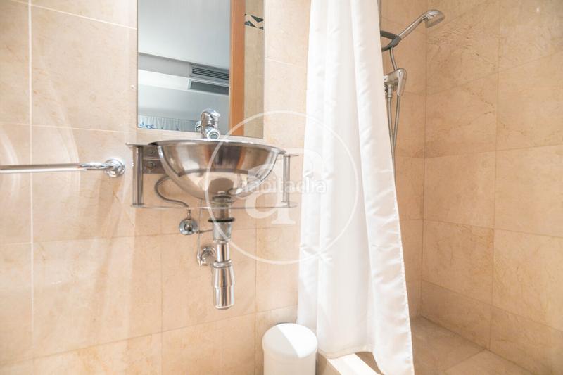 Foto 03a26919-4a8f-43f6-9c97-fc7f4c470a99. Location duplex avec chauffage dans Dreta de l´Eixample Barcelona