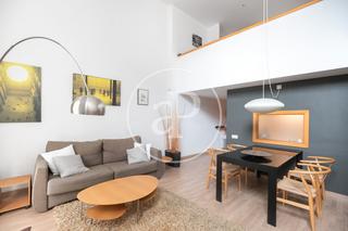 Location Duplex  Carrer de la diputació. Dúplex en alquiler al lado de passeig de gràcia