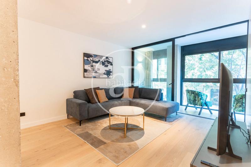 Foto 9fbd64d3-df5e-42b5-a9c5-69b6c8cec026. Location appartement avec chauffage dans El Camp de l´Arpa del Clot Barcelona