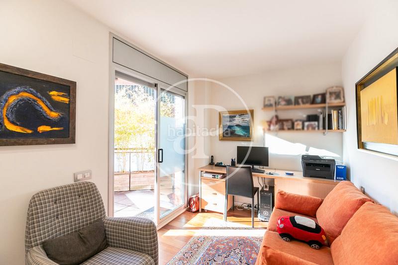 Foto 64bf1b9b-d1a7-4314-ac91-e4ea7ea8ec1c. Piso  en venta en calle josep maria jujol en Vallcarca - Penitents Barcelona