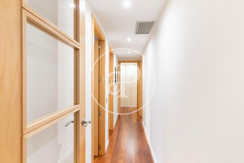 Foto a0110f69-2ff8-4bcf-96cd-de04965c0cf7. Piso  en venta en calle josep maria jujol en Vallcarca - Penitents Barcelona