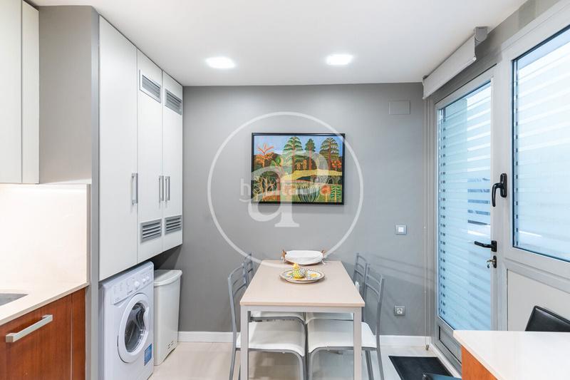 Foto b8899fd7-80cb-4513-ba13-af50698ad0bd. Piso  en venta en calle josep maria jujol en Vallcarca - Penitents Barcelona