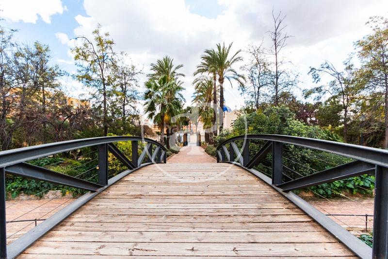 Foto 7d15c828-097f-4af1-ae0b-d1e08060a6b2. Maison jumelée avec chauffage dans Benimàmet Valencia