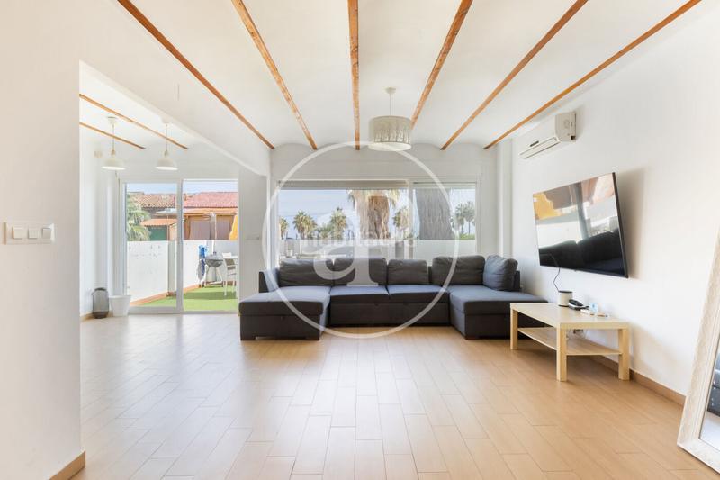 Foto 9bfd80e1-c30b-4f16-a785-09d5bfa36a78. Lloguer àtic amb calefacció a El Cabanyal-El Canyamelar Valencia