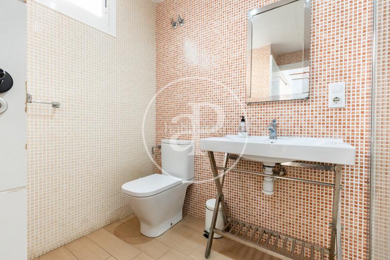 Foto d4ef3178-a531-4104-ab05-4e2fd1c9ca82. Lloguer àtic amb calefacció a El Cabanyal-El Canyamelar Valencia