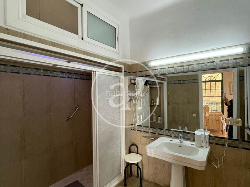 Foto 7ef79696-9b75-46ab-89f2-1042e7a26ce2. Casa bifamiliare con riscaldamento in Ocata Masnou (El)