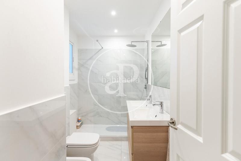 Foto 01f6c0d7-e269-44f2-8fd0-2ea15b59491e. Lloguer pis amb calefacció a L´Antiga Esquerra de l´Eixample Barcelona