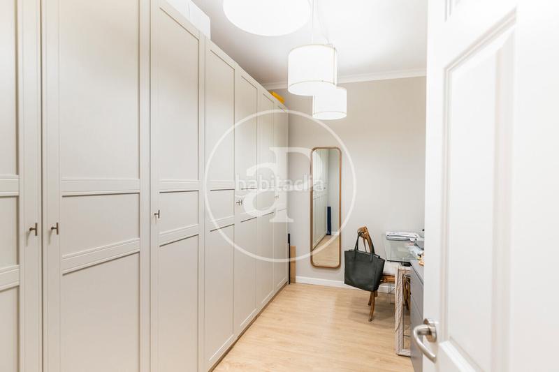 Foto 5a0daa5f-b97a-41d3-9ffe-b2fd0e14e51a. Lloguer pis amb calefacció a L´Antiga Esquerra de l´Eixample Barcelona