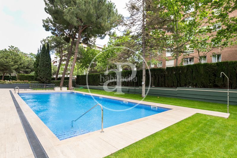 Foto fcdc3a5b-e158-4e5c-b585-741d4c2b2954. Pis amb calefacció aparcament piscina a Pedralbes Barcelona
