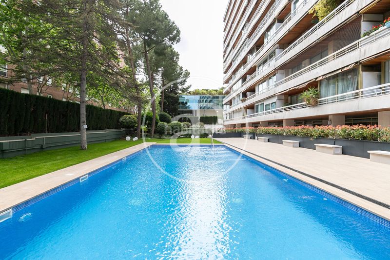 Foto ff54a78c-151a-40cc-b9c1-59cf059c9a84. Pis amb calefacció aparcament piscina a Pedralbes Barcelona