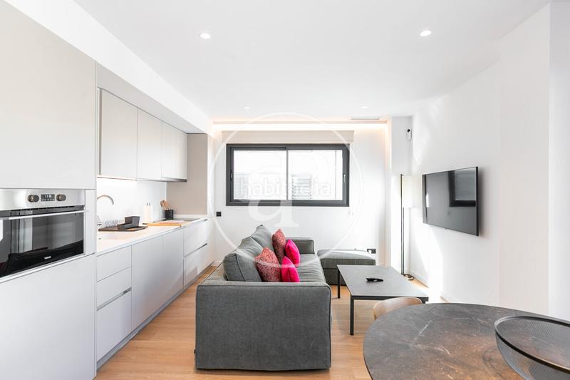 Foto 4b0bbdd3-4f99-4763-9d91-1b608cca852b. Rent flat with heating pool in Poblenou Barcelona