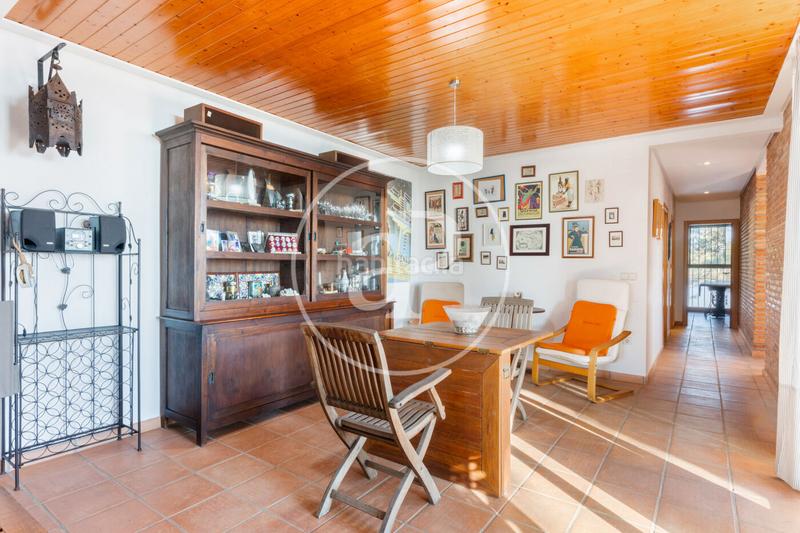 Foto 83ab9a9d-9691-42e8-917c-7985bc4e7dfb. Casa con riscaldamento parcheggio in Corinto-Almardà Sagunt