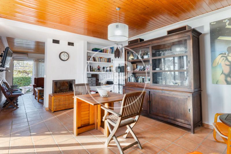 Foto b000f828-5a7a-4f12-b98c-e765fdf2c6e2. Casa con riscaldamento parcheggio in Corinto-Almardà Sagunt