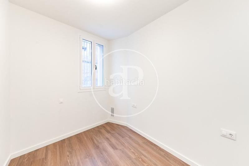 Foto eac0f795-8d03-4e0a-b708-ba229dbc4da4. Alquiler piso  de obra nueva en alquiler en sants en Barcelona