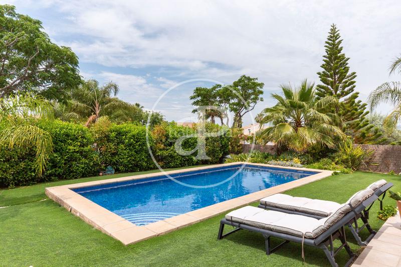 Foto 2a60bc6e-3824-4125-a805-f19371cff63a. Casa con riscaldamento parcheggio piscina in Torre en Conill-Cumbres de San Antonio Bétera