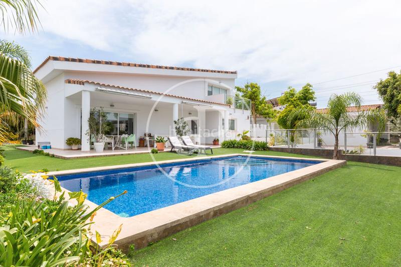 Foto 4640b6ec-95bd-414f-a0c4-dc02700c87a2. Casa con riscaldamento parcheggio piscina in Torre en Conill-Cumbres de San Antonio Bétera