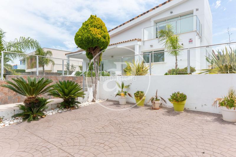 Foto 80ba7262-80ad-4b24-88ac-1b9dca61f4da. Casa con riscaldamento parcheggio piscina in Torre en Conill-Cumbres de San Antonio Bétera