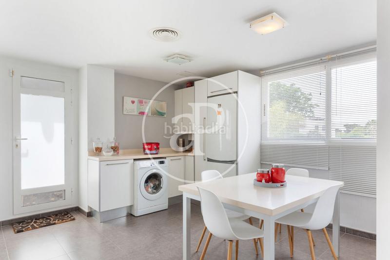 Foto 885b1673-b45e-42ab-bba1-2d81944d36e7. Casa con riscaldamento parcheggio piscina in Torre en Conill-Cumbres de San Antonio Bétera