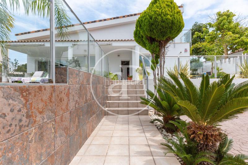 Foto d204e151-c108-4bbb-b6ce-4075f4ad9a6b. Casa con riscaldamento parcheggio piscina in Torre en Conill-Cumbres de San Antonio Bétera