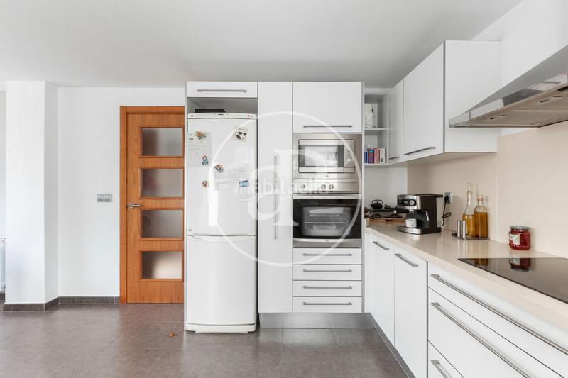 Foto fc05b33b-046d-41dc-93c4-ab10e8ca45fe. Casa con riscaldamento parcheggio piscina in Torre en Conill-Cumbres de San Antonio Bétera