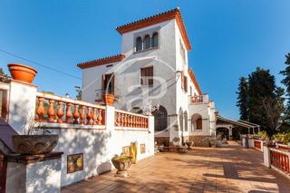 Casa  Carrer sant bartomeu. Villa en venta en orrius