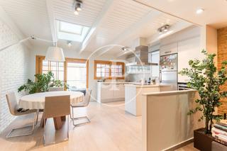 Duplex  Carrer d'en font. Tríplex en venta en el centro de sabadell