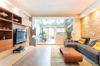 Duplex  Carrer d'en font. Tríplex en venta en el centro de sabadell