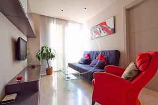 Alquiler Piso  Carrer de balcells. Apartamento en alquiler en el barrio de gràcia