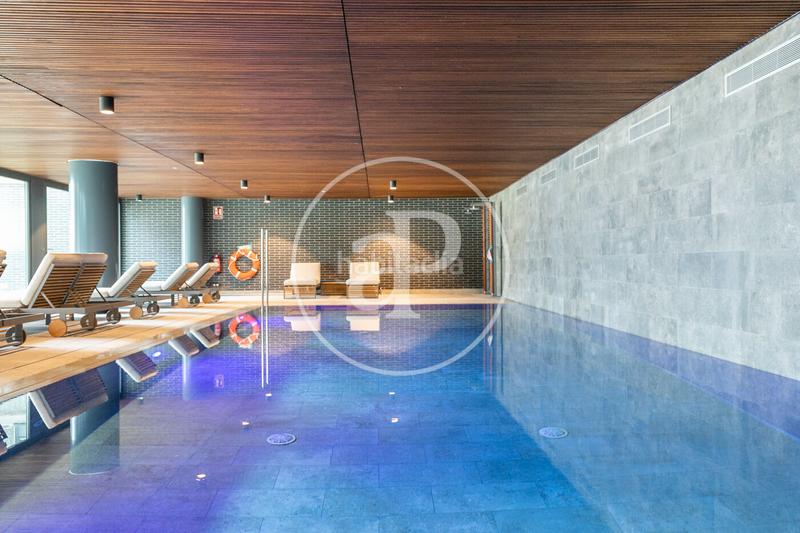 Foto 26cb4c48-2aea-4b6e-9358-d33d2fcfaa56. Haus mit parking pool in Finestrelles Esplugues de Llobregat