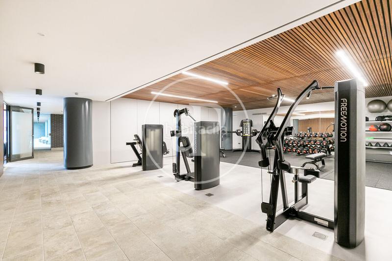 Foto 7967aea6-c863-4ee7-bdb6-f3f25080394e. Haus mit parking pool in Finestrelles Esplugues de Llobregat