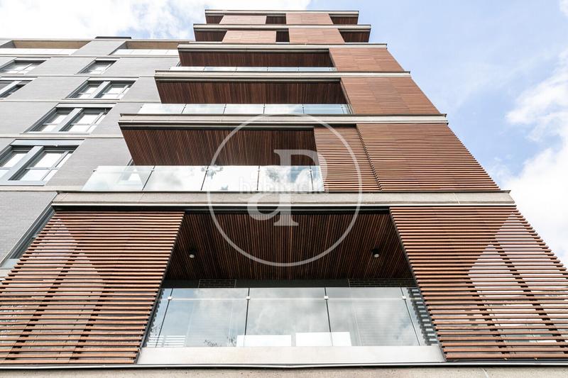 Foto 88ecf99f-556a-4fe5-a621-77c1882a5919. Haus mit parking pool in Finestrelles Esplugues de Llobregat