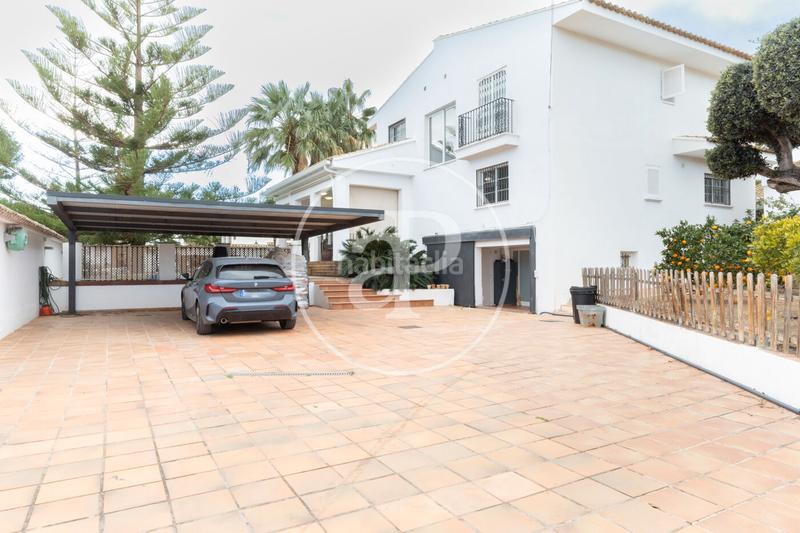 Foto 30257cd6-ce9c-49e6-b888-a5f2c204efe0. House with heating parking pool in Corralet-Bonanza-Tres Rutas Náquera