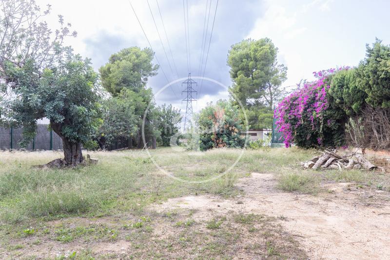 Foto f1a7a98d-ad72-46d1-8a3b-b6469a2c6333. Terreno residencial en Casas Verdes Paterna