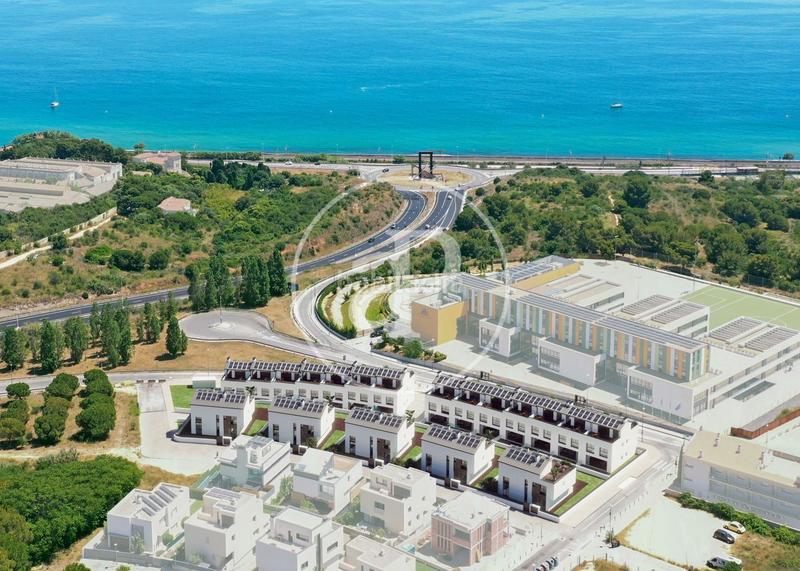 Foto 346ade41-a1f5-4a17-add3-bf6b622df321. Casa con riscaldamento parcheggio piscina in Montgat