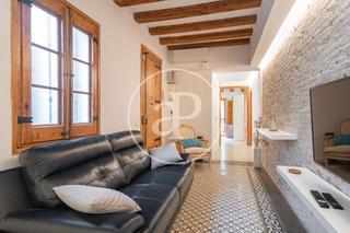 Miete Etagenwohnung  Carrer d'ataülf. Ático en alquiler en el gótico