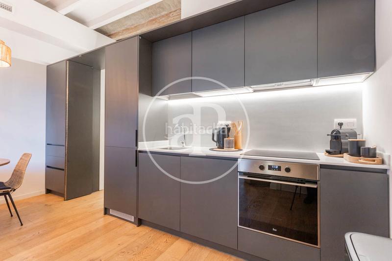 Foto 07d25cbc-4110-4431-aee2-ba2d0df5455b. Rent flat with heating in Poblenou Barcelona