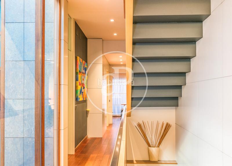 Foto 0aecd45a-6ff3-49e4-8b40-09bec78aa81f. Casa adossada amb aparcament piscina a Sant Andreu de Palomar Barcelona