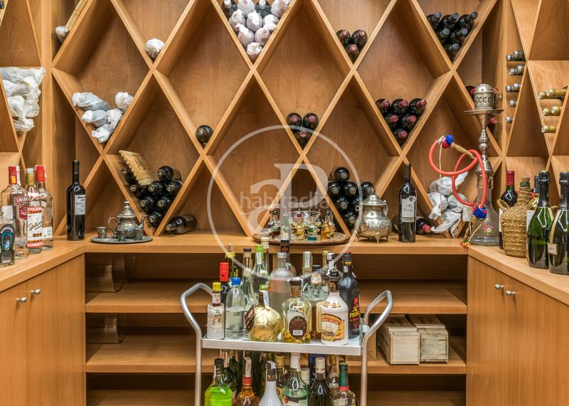 Foto 13de408b-e11e-430b-8c63-26ce421141d7. Casa adossada amb aparcament piscina a Sant Andreu de Palomar Barcelona